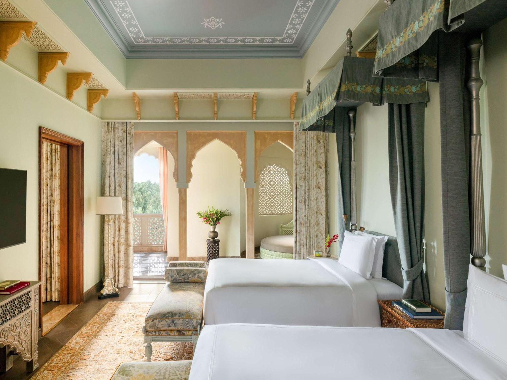 Raffles Jaipur Hotell Exteriör bild